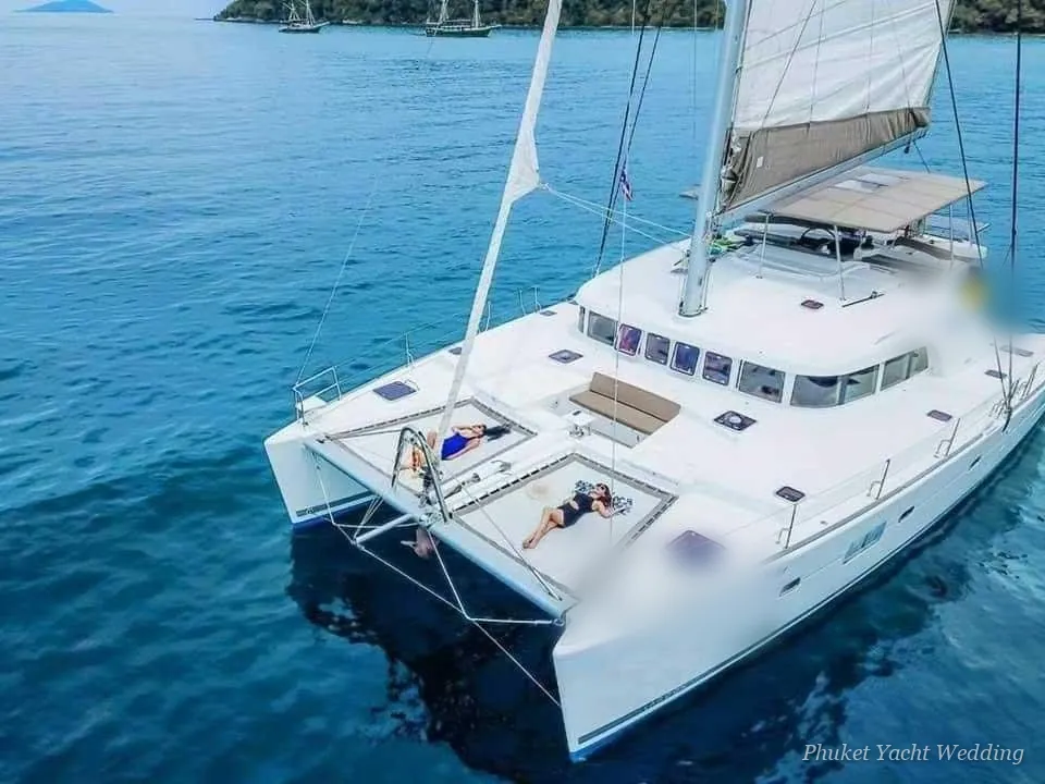 Ivory Sail 50 sailing catamaran for wedding ceremonies at sea in Phuket (3)