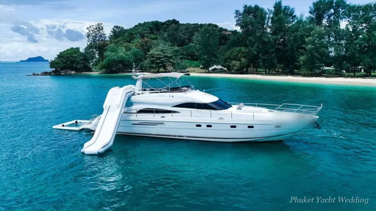 Silk Horizon 65 motor yacht for vow renewals and anniversaries at sea in Phuket